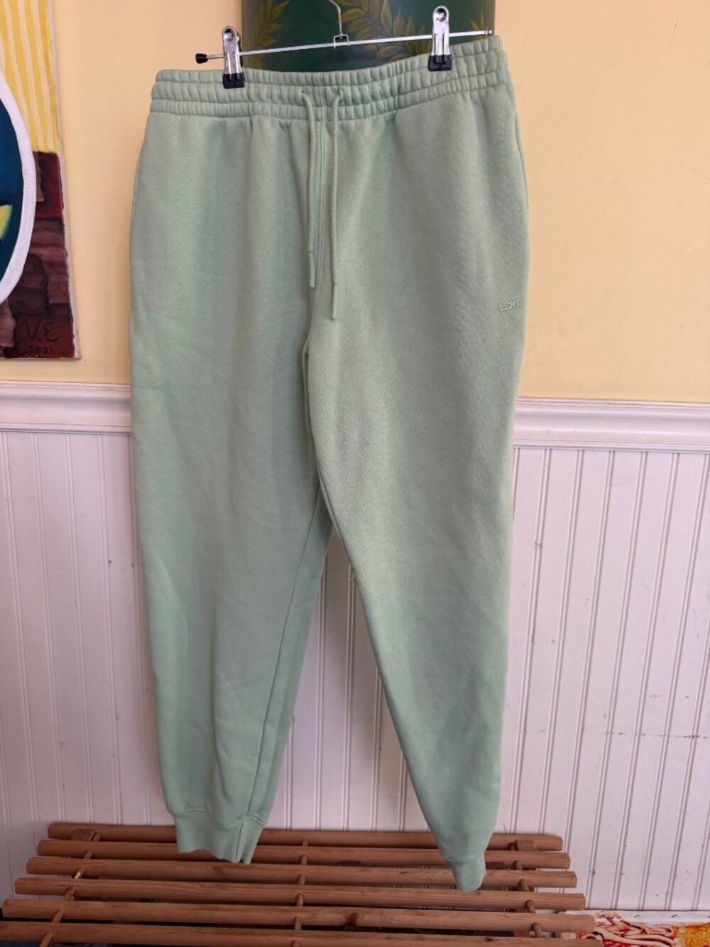 LCKR Mint Green Jogger Sweatpants M Drawstring Elastic Waist Pocket Logo